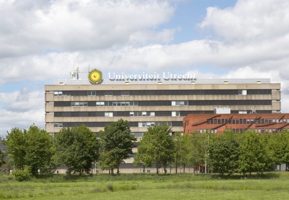 UU