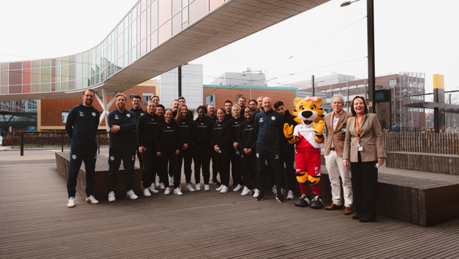 FC Utrecht, bezoek, voetballers, Máxima, WKZ