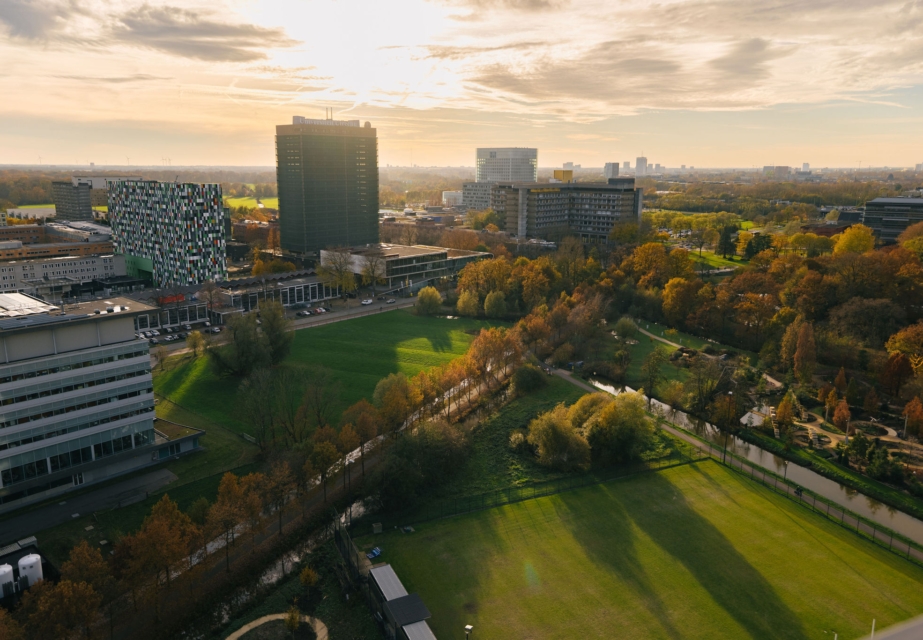 Utrecht-Science-Park-in-de-herfst